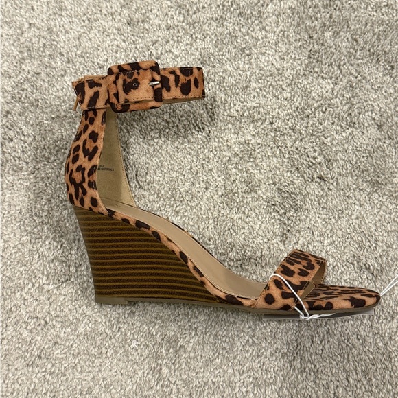 New York & Company Leopard Print Ankle Strap Wedge Sandals - Picture 4 of 7